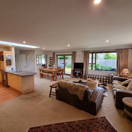 Wanaka Comfort - That Wanaka Tree Eksteriør billede
